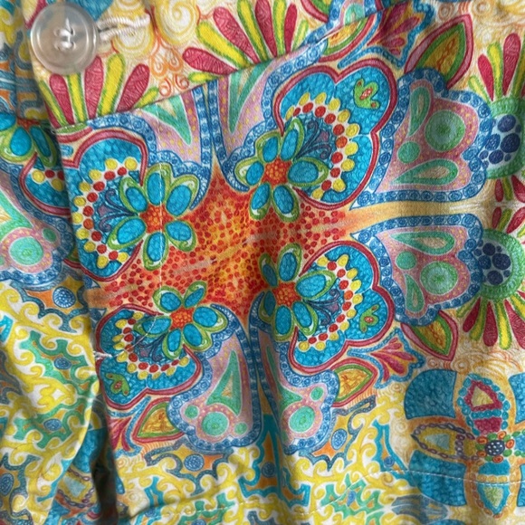 Kaeli Smith Short Shorts - Picture 3 of 5